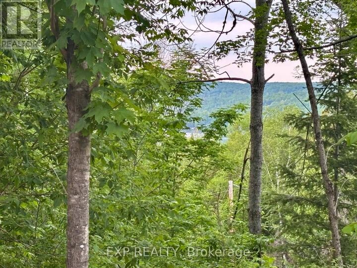 Property Photo: 47 Arbor Vitae Road ON K0J 1B0