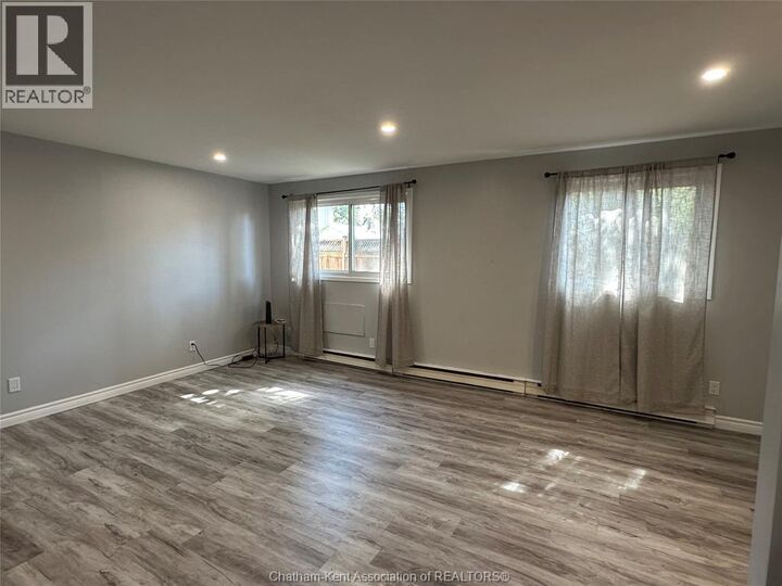 Property Photo:  222 St. Clair Street 108  ON N7L 3J7 