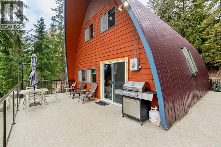 Property Photo: 7547 Golden Spur Trail BC V0E 1M8