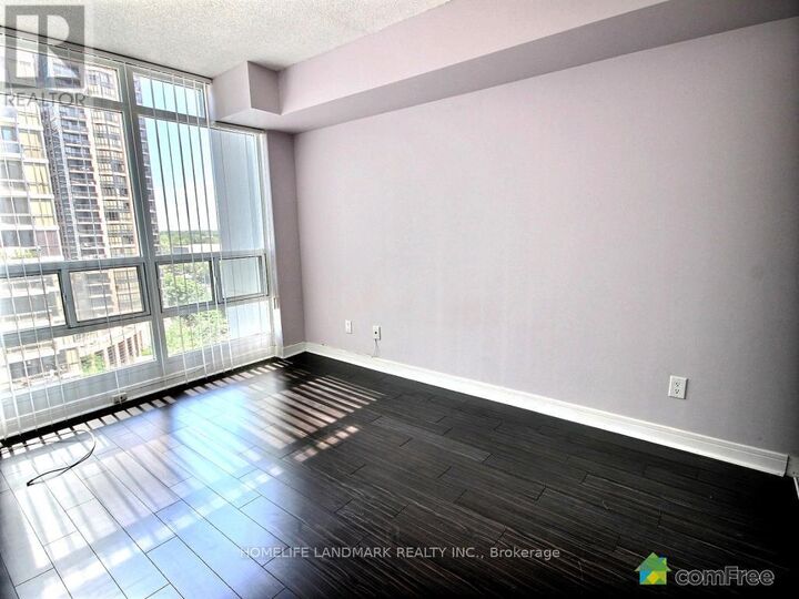 Property Photo: 31 Bales Avenue 1109 ON M2N 4S9