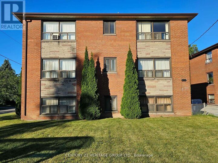 Property Photo:  423 Pharmacy Avenue 5  ON M1L 3G5 