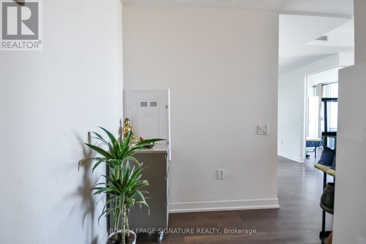 Photo de la propriété:  39 Mary Street 1505  ON L4N 1S9 
