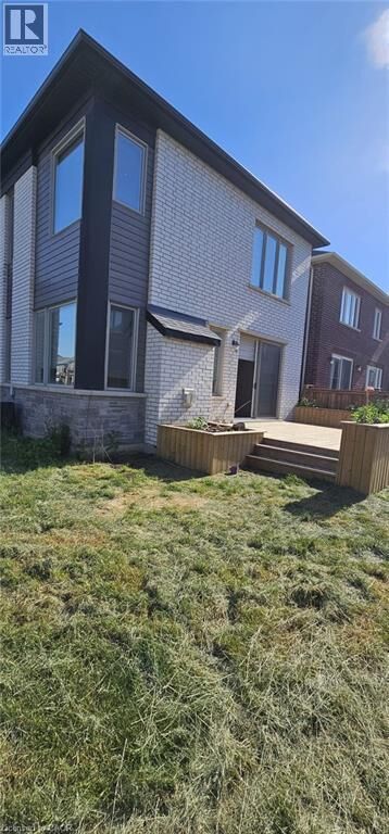 Photo de la propriété: 6 Sitler Street ON N2R 0T2