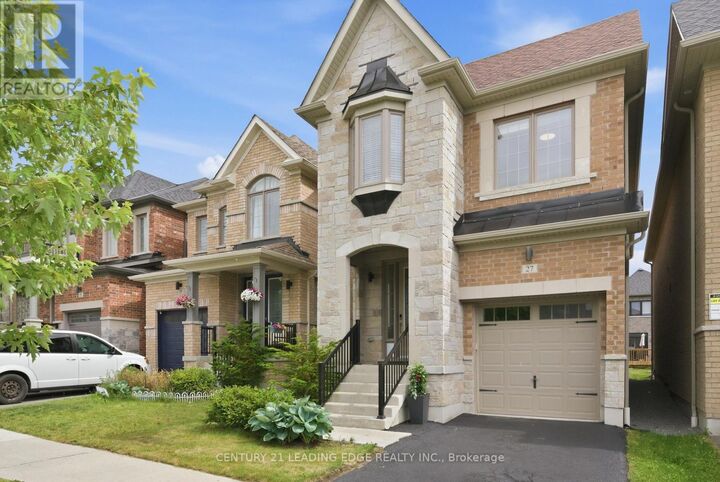 Property Photo: 27 Christine Elliott Avenue ON L1P 0B8