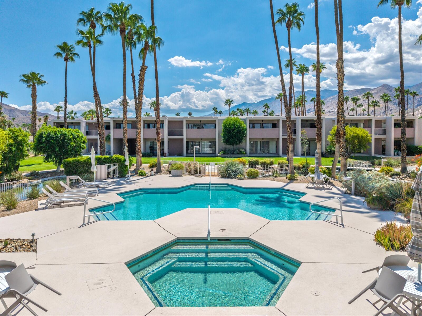 Property Photo: 2696 S Sierra Madre F11 CA 92264