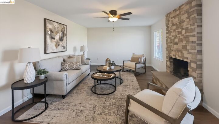 Property Photo: 1264 Beach Ct CA 94505