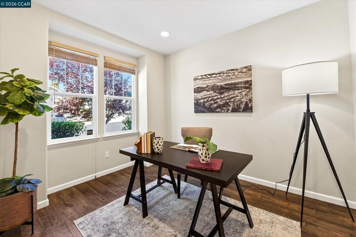 Property Photo:  230 Latera Ct.  CA 94582 