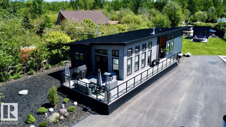 Property Photo:  28 4319 Lakeshore Road  AB T0E 2K0 
