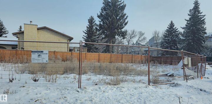 Property Photo:  6004 19A Avenue NW  AB T6L 1L8 