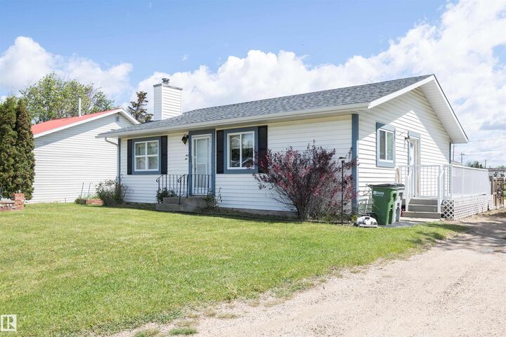 Property Photo: 10232 101 Street AB T7P 1X9