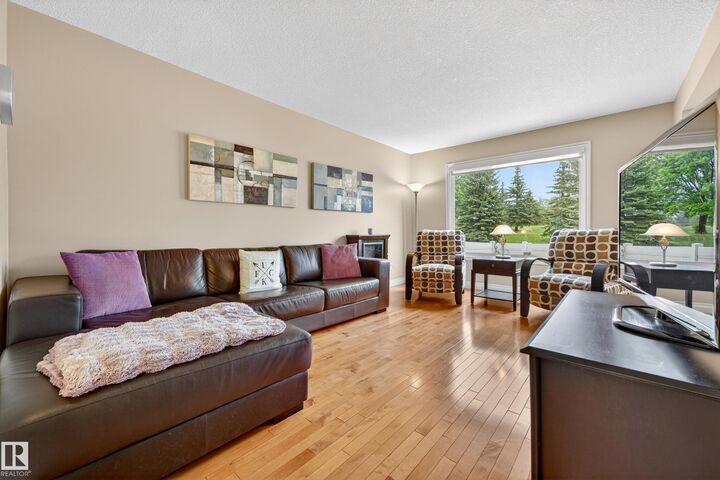 Property Photo:  6 Great Oaks  AB T8A 0V8 