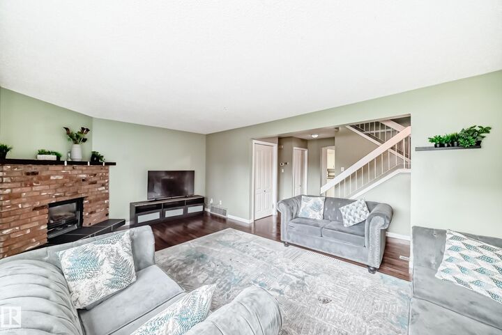 Property Photo:  13621 28 Street NW  AB T5A 4B5 