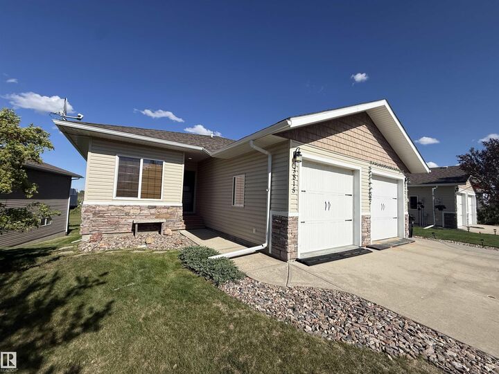 Property Photo: 3815 75 Street AB T4V 4C1