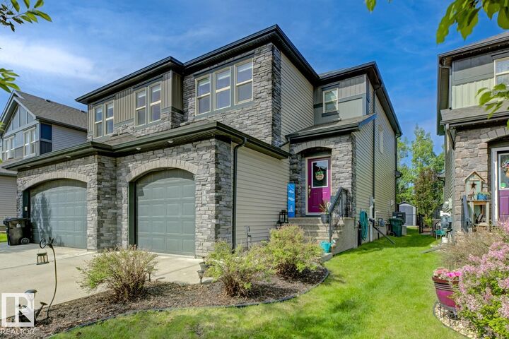 Property Photo: 39 Greenbury Manor AB T7X 0M1