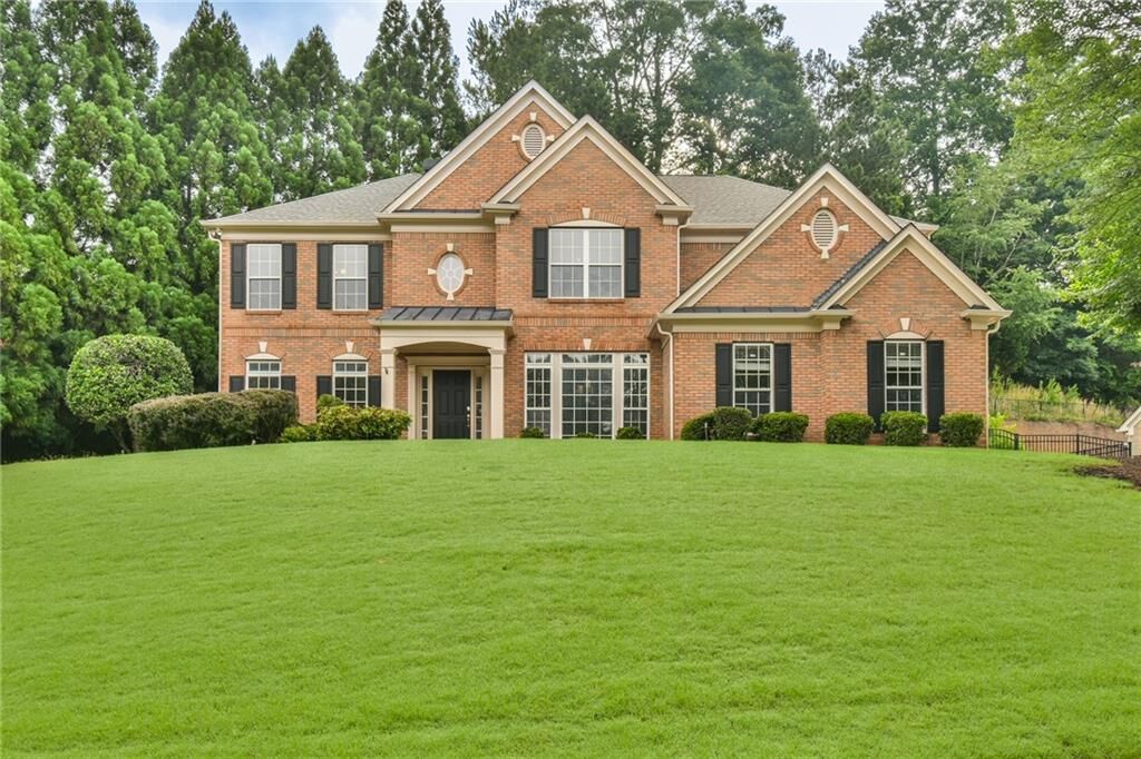 Property Photo: 5155 Harbury Lane GA 30024