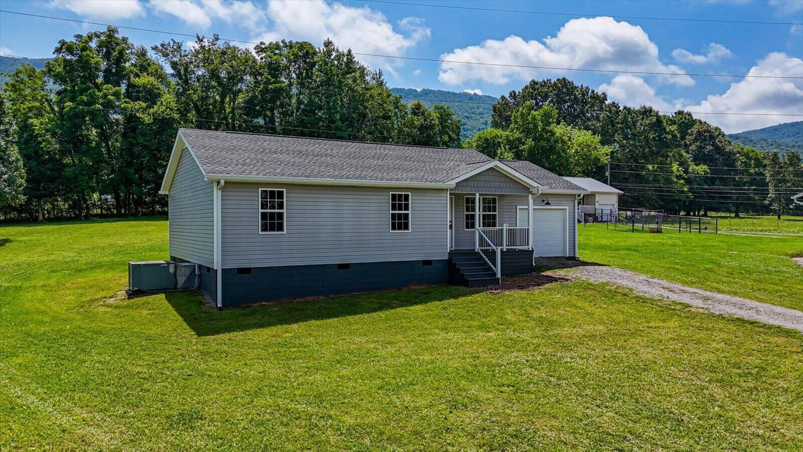 Property Photo: 265 Joshua Circle TN 37397