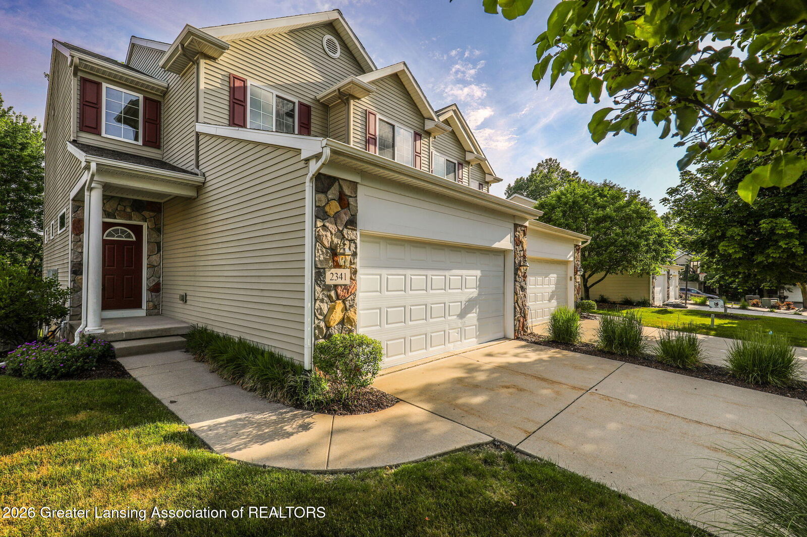 Property Photo:  2341 Fieldstone Drive  MI 48864 