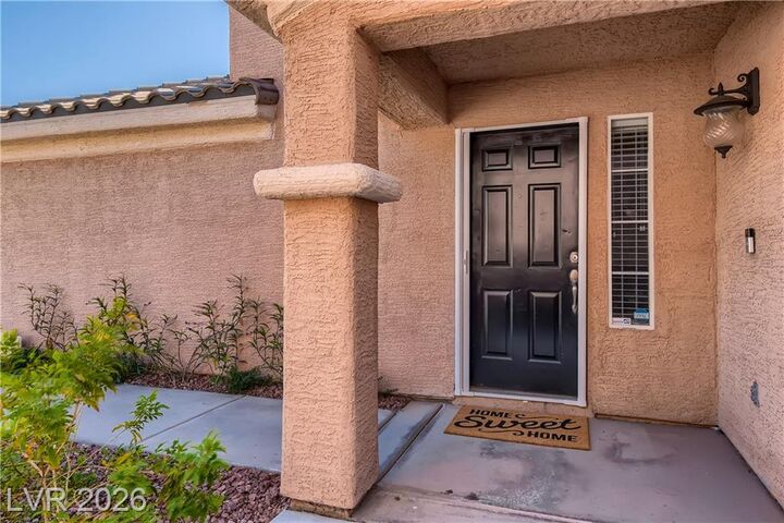 Property Photo:  1517 Calle Montery Street  NV 89117 