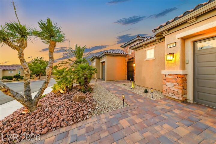 Property Photo:  2948 Foxtail Creek Avenue  NV 89052 