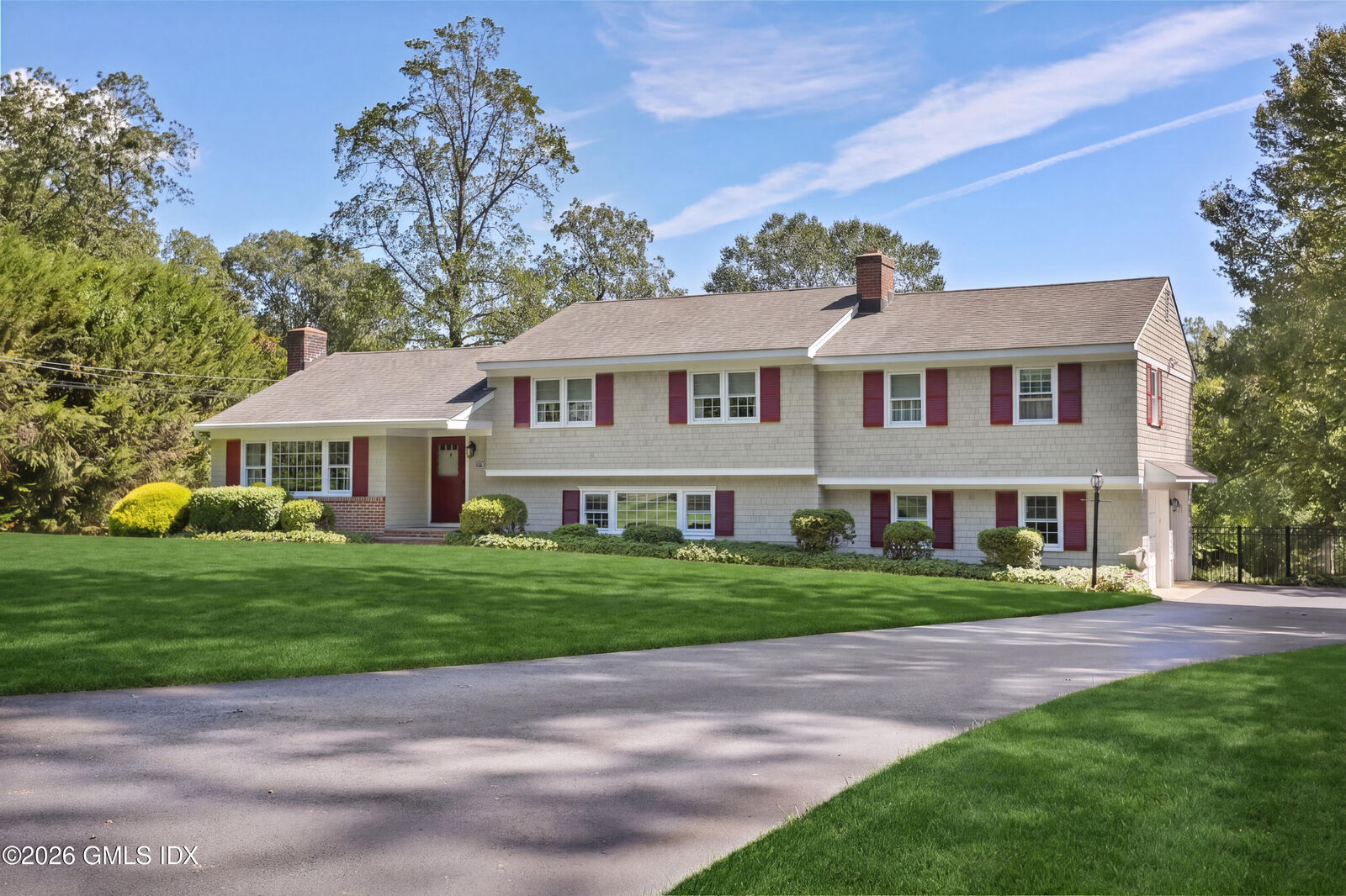 Property Photo: 208 Thornridge Drive CT 06903