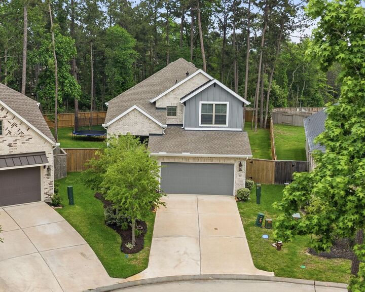 Property Photo: 312 Mullins Court TX 77316