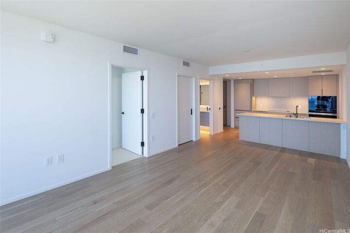 Property Photo:  333 Ward Avenue 3101  HI 96814 
