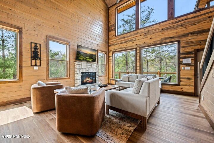 Property Photo: 2009 Smoky Cove Rd TN 37876