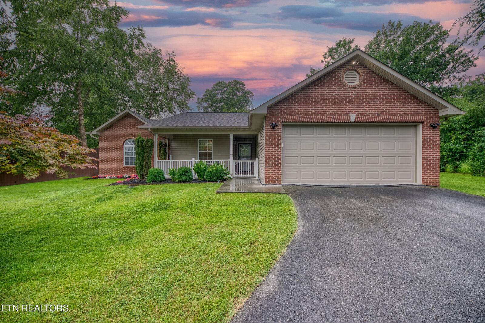 Property Photo:  509 Westland Drive  TN 37862 