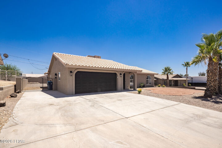 Property Photo:  3180 Chemehuevi Blvd  AZ 86406 