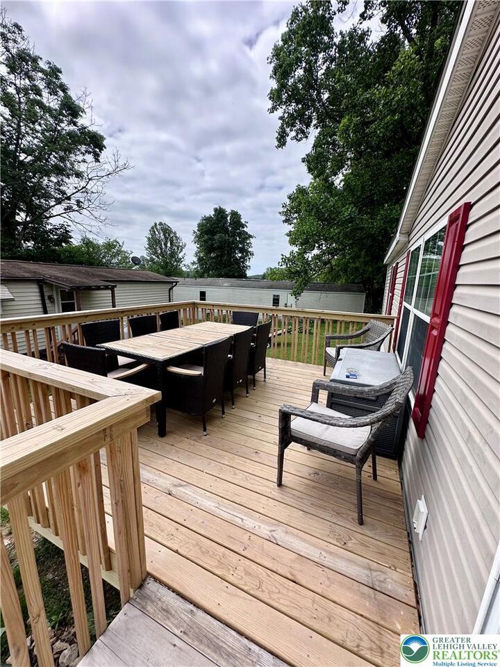 Property Photo: 435 Mountain Village Drive PA 18062