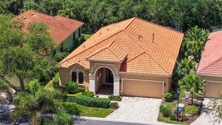 Property Photo:  5146 Cote Du Rhone Way  FL 34238 