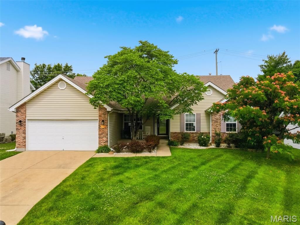 Property Photo:  1917 Williamstown Drive  MO 63376 