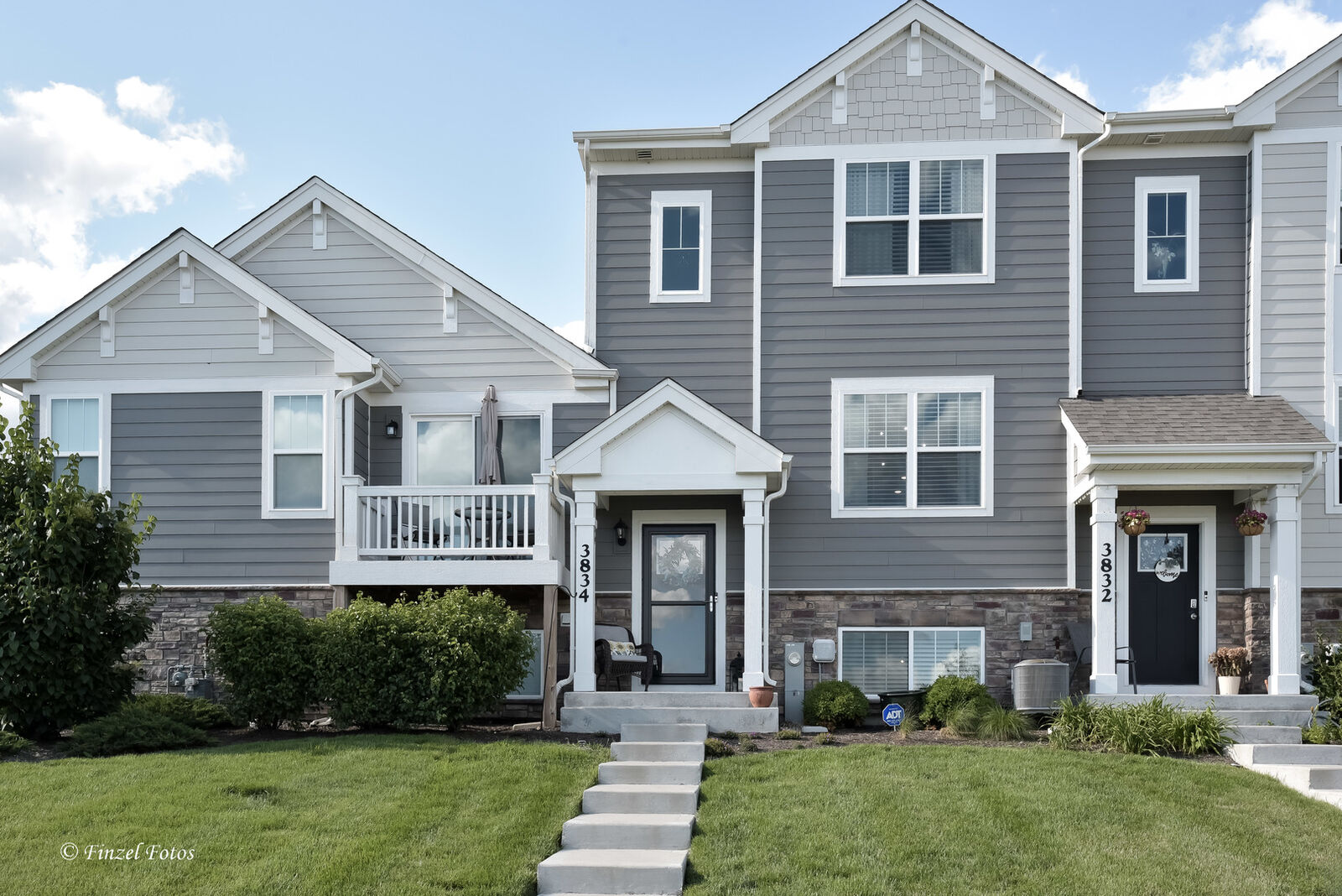 Property Photo: 3834 Gansett Parkway IL 60124