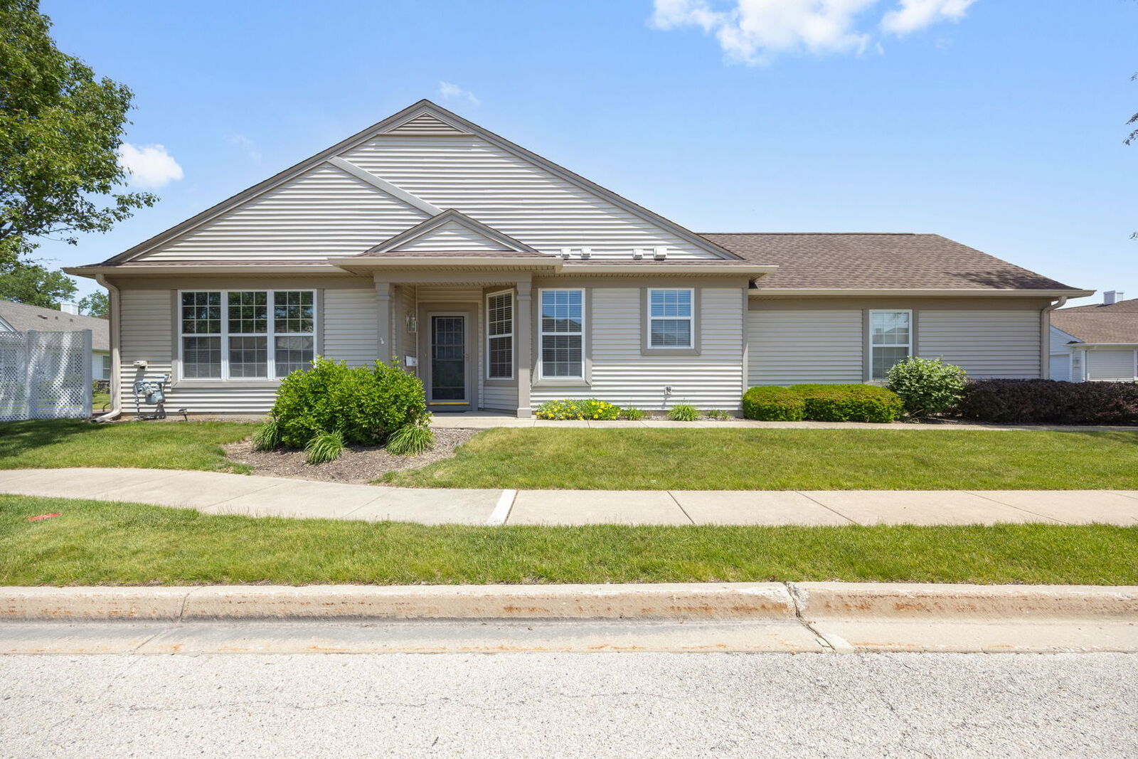 Property Photo:  13634 Penefield Lane  IL 60142 