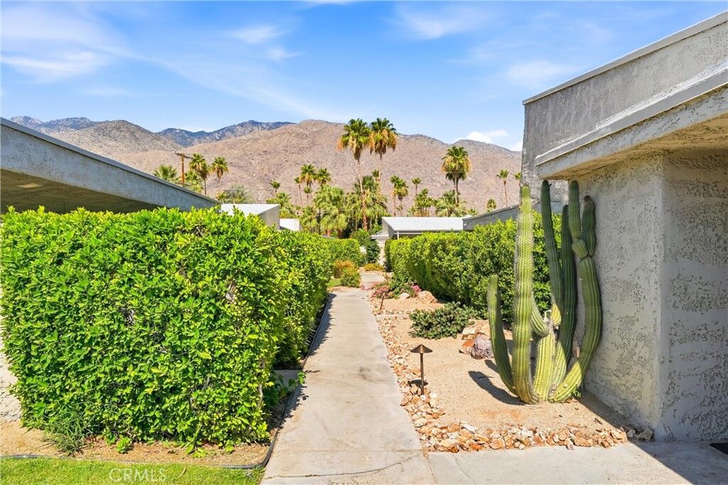 Property Photo:  1111 E Ramon 103  CA 92264 