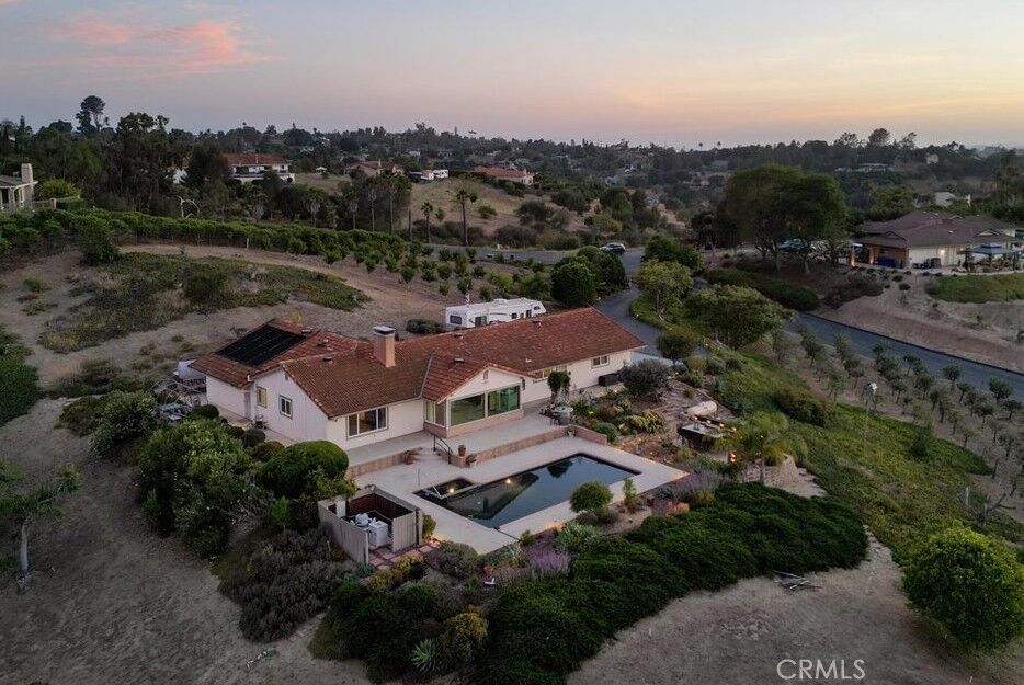 Property Photo:  1509 Macadamia Drive  CA 92028 