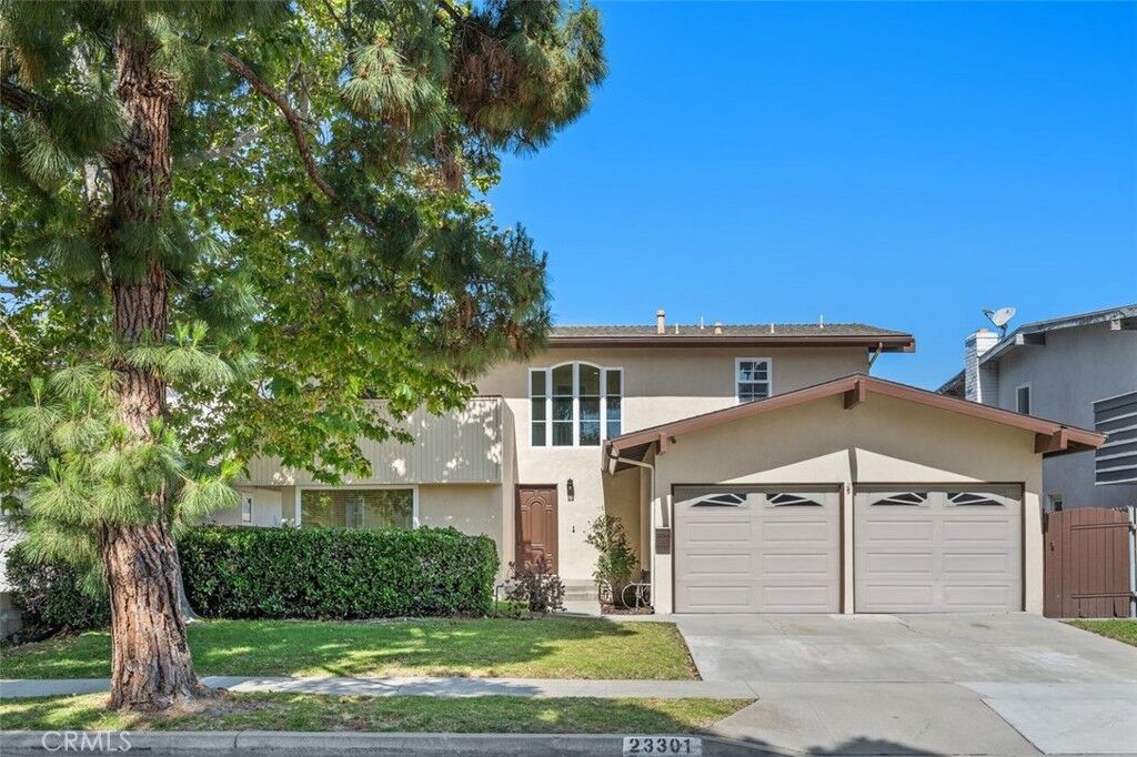 Property Photo: 23301 Los Codona Avenue CA 90505