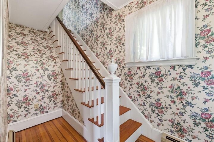 Property Photo:  5 Cherry Lane  ME 04005 
