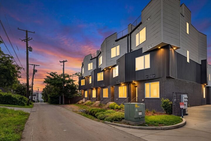Property Photo:  2910 Felicia St 10  TN 37209 