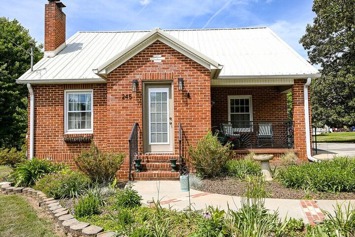 Property Photo:  245 Hiwassee Avenue NE  TN 37312 