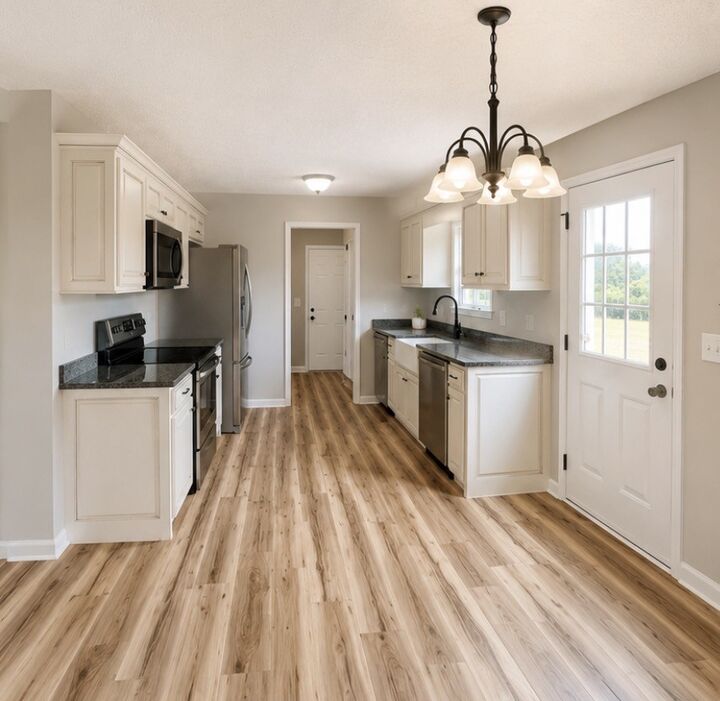 Property Photo:  121 Hazelnut Ln  TN 37180 