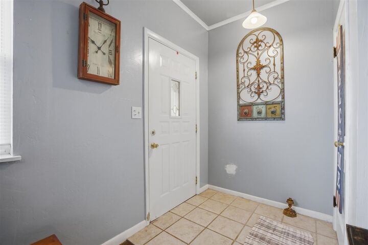 Property Photo: 131 N Maple OK 74647
