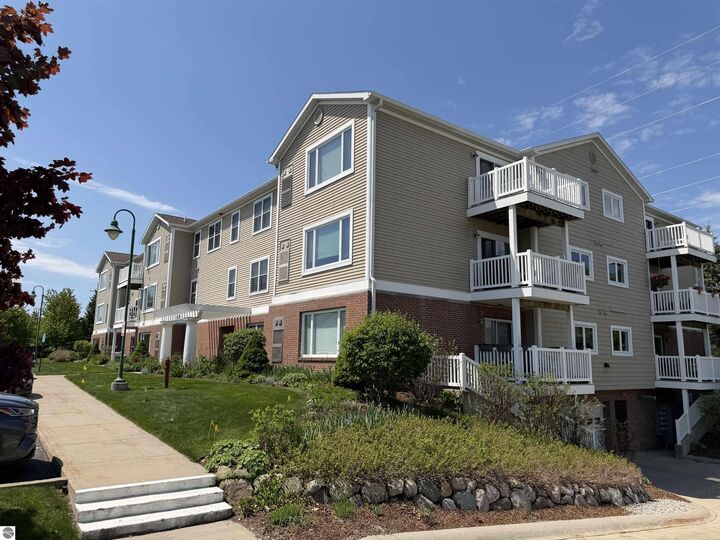 Property Photo:  1122 Lake Ridge Drive 301  MI 49684 