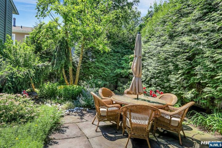 Property Photo:  348 Highwood Avenue  NJ 07452 