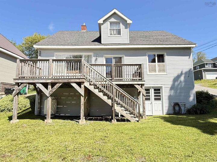 Property Photo:  143 High Street, Pictou, Ns  NS B0K 1H0 