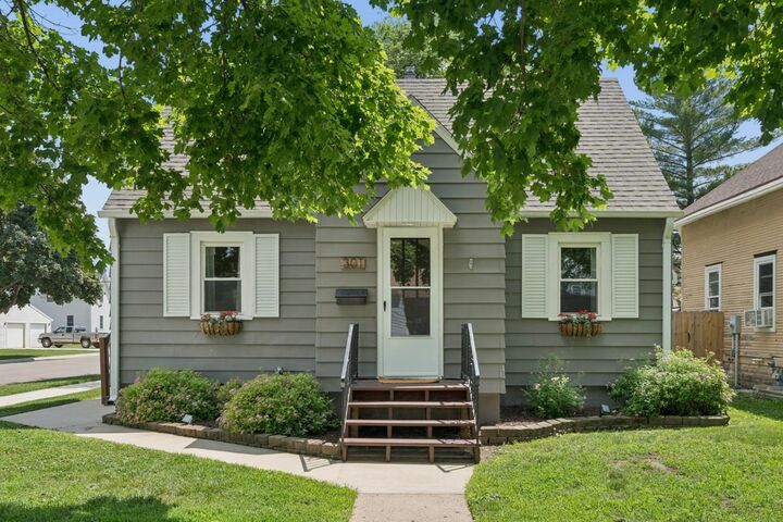 Property Photo:  301 11th Avenue SW  MN 55912 