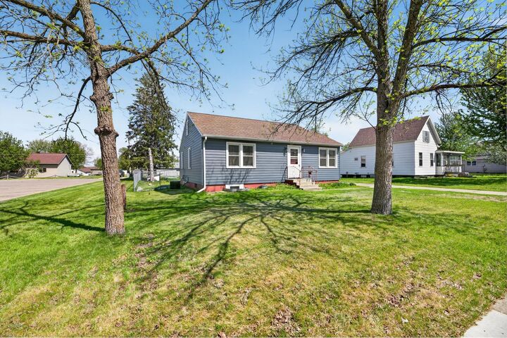 Property Photo: 727 Ash Street S MN 56378