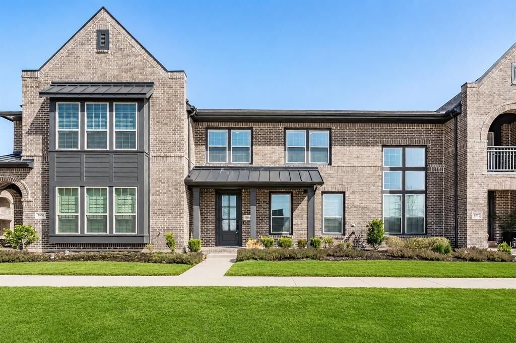 Property Photo: 8584 Dynasty Lane TX 75034