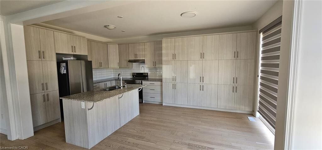 Property Photo:  6 Sitler Street  ON N2R 0T2 