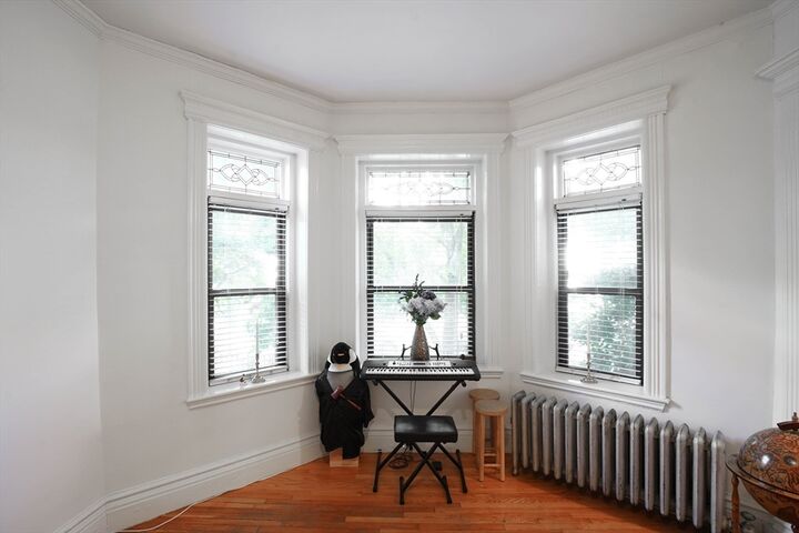 Property Photo: 1109 Boylston Street 1 MA 02215